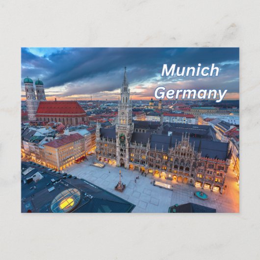 Carte Postale Munich, Allemagne Centre-ville en soirée (Devant)