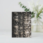 Carte Postale Mur Plein De Crânes Et D'Os Dans La Chapelle Des O (Debout devant)