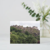 Carte Postale murs du château d'edinburgh (Debout devant)