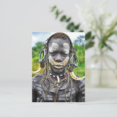 Carte Postale Mursi garçon avec corps peint et coiffure de défen (Debout devant)