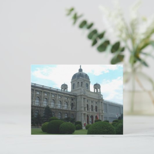 Carte Postale Musée (Debout devant)