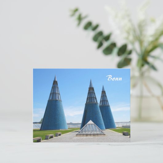 Carte Postale Musée d'art (Debout devant)