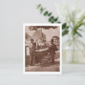 Carte Postale Mush Faker et Ginger Beer Maker, de 'Street Lif (Debout devant)