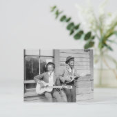 Carte Postale Musiciens itinérants, 1902 (Debout devant)