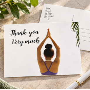Carte Postale Namaste Yoga femme lève la main Merci