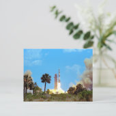 Carte Postale NASA Apollo 16 Saturn V lancement de fusée (Debout devant)