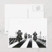 CARTE POSTALE NÉ À ÊTRE WILD B&W (Devant / Derrière)