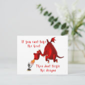 Carte Postale Ne chatouillez pas le dragon… (Debout devant)