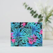 Carte Postale Neon Pink and Blue Tropical Plant Pattern (Debout devant)