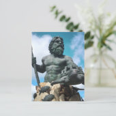 Carte Postale neptune king à la plage de virginia (Debout devant)