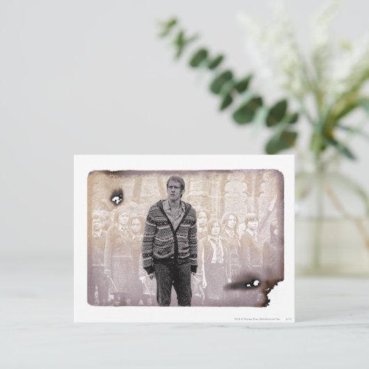 Carte Postale Neville Longbottom 2 (Debout devant)