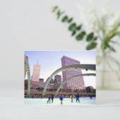 Carte Postale New City Hall, Toronto (Debout devant)