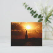 Carte Postale New York, New World (Debout devant)