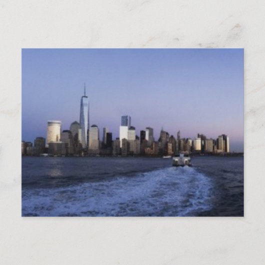 Carte Postale New York Skyline à la tombée de la nuit avec ferry (Devant)