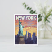 Carte Postale New York Travel Poster: Statue of Liberty Sunset (Debout devant)