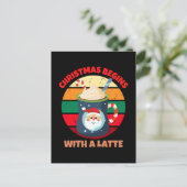 CARTE POSTALE NOËL COMMENCE AVEC UN LATTE (Debout devant)