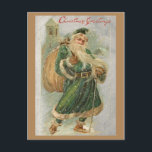 Carte Postale Noël vintage du Père à Robes Vertes en Neige<br><div class="desc">Illustration nostalgique et charmante de vacances antiques avec un lit vert Père Noël portant un sac de cadeaux alors qu'il marche à travers la neige avec des bottes et de la canne avec clocher de l'église en arrière - plan et "voeux de Noël" en typographie rouge. L'arrière comprend un cadre...</div>