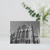 Carte postale noire et blanche de la cathédrale Yo (Debout devant)