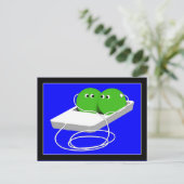 Carte Postale Nous Sommes Comme Deux Pois Dans Un Pois (Debout devant)