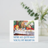 CARTE POSTALE NOUS SOMMES TOUS ASSEZ MAD (Debout devant)