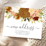 Carte Postale Nouvelle adresse Automne Floral Moving Faire-part<br><div class="desc">Faites connaître à vos amis et à votre famille votre nouvelle adresse avec ces annonces florales élégantes, avec un arrangement floral aquarelle dans les tons automnaux de rouille, bordeaux, pêche, ivoire et vert. Les mots "nouvelle adresse" apparaissent dans un élégant script d'écriture manuscrite. Ajoutez votre nouvelle adresse ci-dessous en police...</div>