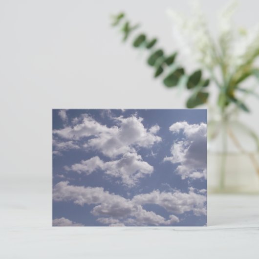 Carte postale "Nuages" (Debout devant)