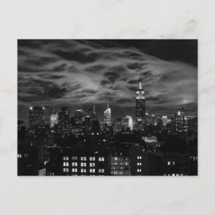 Carte Postale Nuages éthérés : NYC Skyline, ESB BW