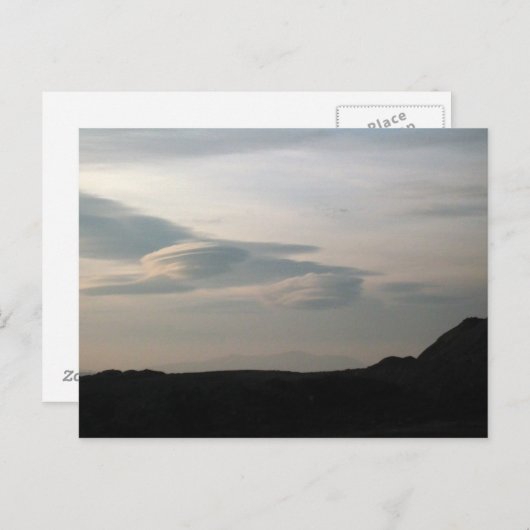 Carte Postale Nuages UFO (Devant / Derrière)