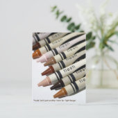 Carte Postale 'Nude' n'est pas juste un autre terme pour 'beige  (Debout devant)