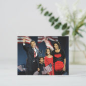Carte Postale Nuit électorale de la famille Obama (Debout devant)