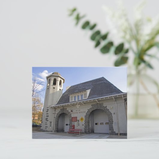 Carte Postale Numéro 19 Engine House à Washington, D.C. (Debout devant)