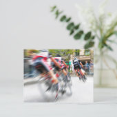 Carte Postale Numéro chanceux 13 (Debout devant)