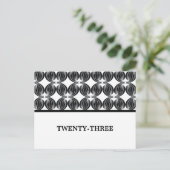 Carte postale Numéro de table de décoration modern (Debout devant)