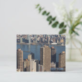 CARTE POSTALE NY (Debout devant)