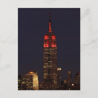 Carte Postale NYC Skyline ESB tout en rouge