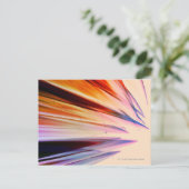Carte Postale Objets abstraits colorés contre blanc (Debout devant)