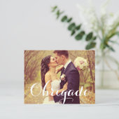 Carte Postale Obrigado Elegant White Script Mariage Photo (Debout devant)