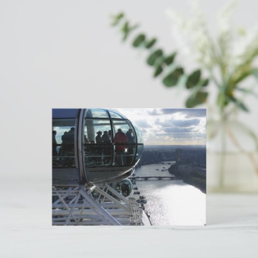 Carte Postale OEil (Debout devant)