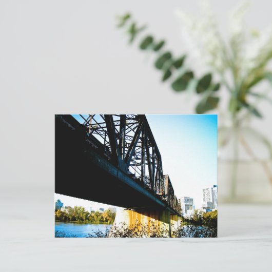 Carte postale Old train Bridge (Debout devant)