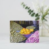 Carte Postale Olives et citron au marché (Debout devant)