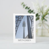 Carte postale Olympiaturm (Debout devant)