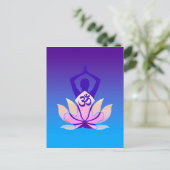 Carte Postale Om Lotus Yoga Pose pourpre teinte (Debout devant)