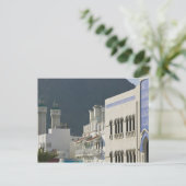 Carte Postale Oman, Mascate, Mutrah. Mosquée de Mutrah Corniche  (Debout devant)
