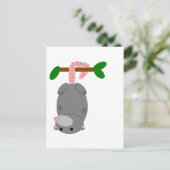 Carte Postale Opossum/Possum suspendu à l'envers par queue (Debout devant)