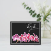 Carte Postale Orchidée rouge sur fond noir Merci (Debout devant)