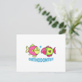 CARTE POSTALE ORTHODONTISTE (Debout devant)