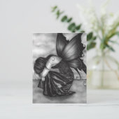 Carte postale oubliée (Debout devant)