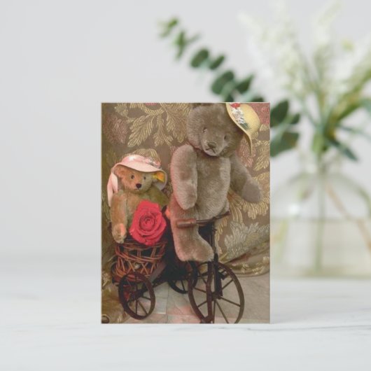 Carte Postale ours à vélo (Debout devant)