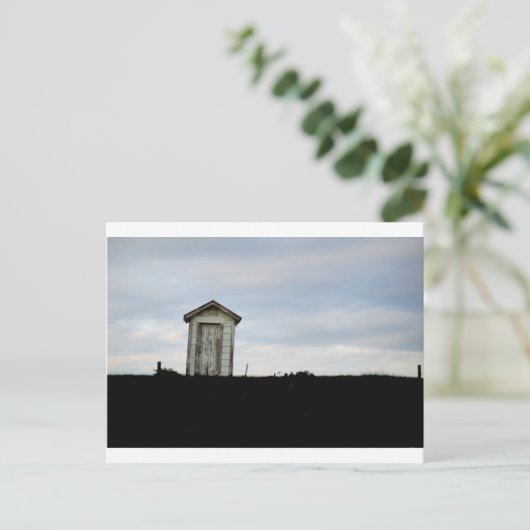 Carte Postale Outhouse (Debout devant)