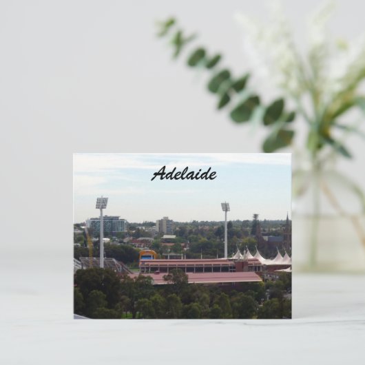 Carte Postale oval adelaide (Debout devant)